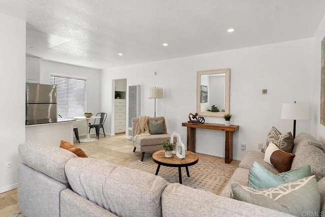 Photo - 4262 Wilson Ave Unidad 8