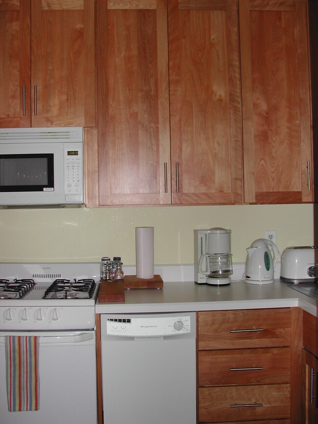 Photo - 19 Braddock Park Unit 1