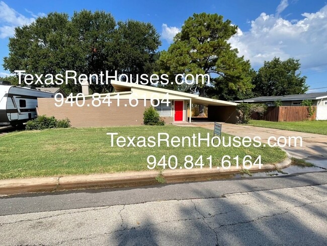 Building Photo - Newly Remodeled Home Across from Fain School