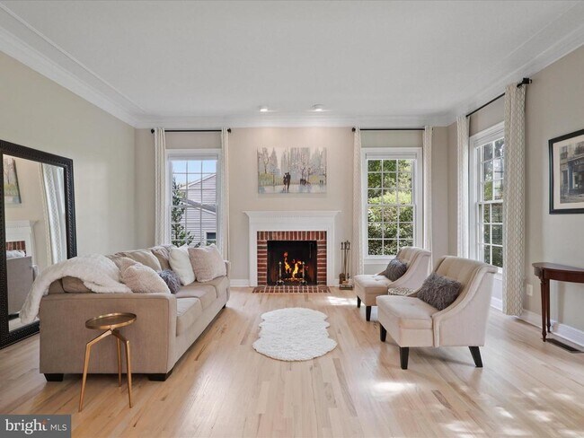 Photo - 904 Locust St
