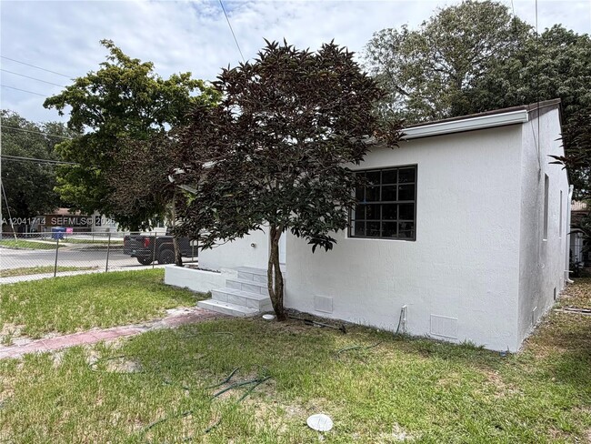 Photo - 7675 NW 3rd Ave