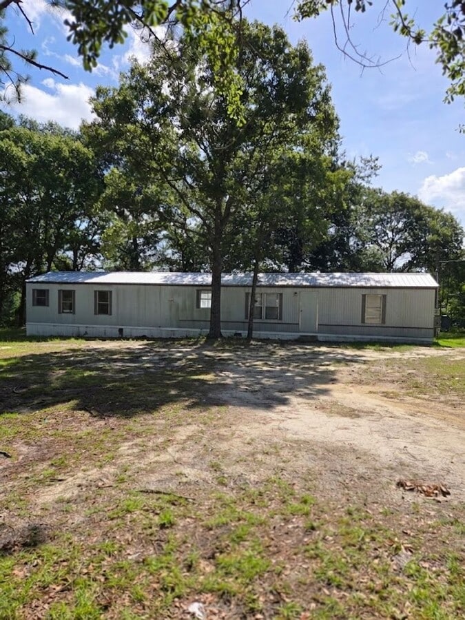 Photo - Escape to Quiet Country Living!