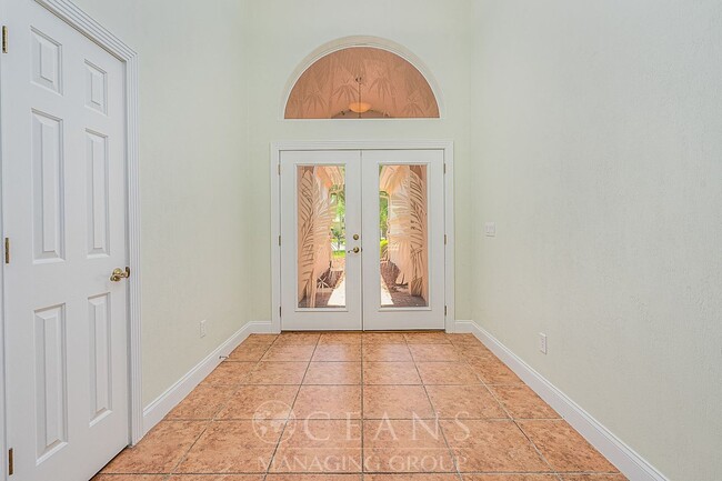 Photo - Spacious 4 Bedroom Pool Home in Ormond Lakes