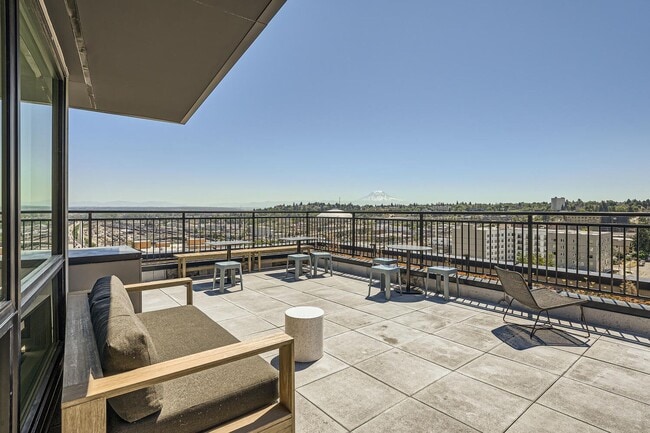 Building Photo - AV Lofts