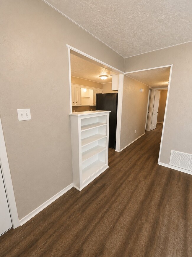 Photo - 724-726 Allen St Unit 726