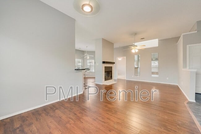 Photo - 1220 Royal Crescent Dr