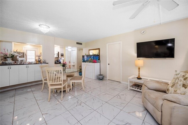 Photo - 2999 Point E Dr Unit C109