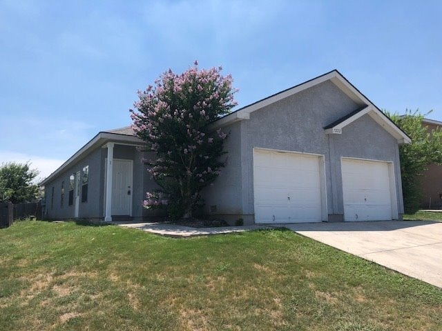 Building Photo - 2 Weeks Free! Spacious 3BR Townhome with High Ceilings, Private Garage & Open Floor Plan