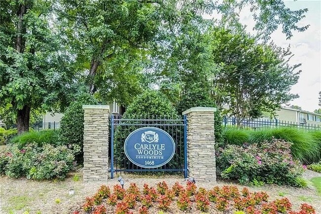 Photo - 1468 Briarwood Rd NE Unit 1005