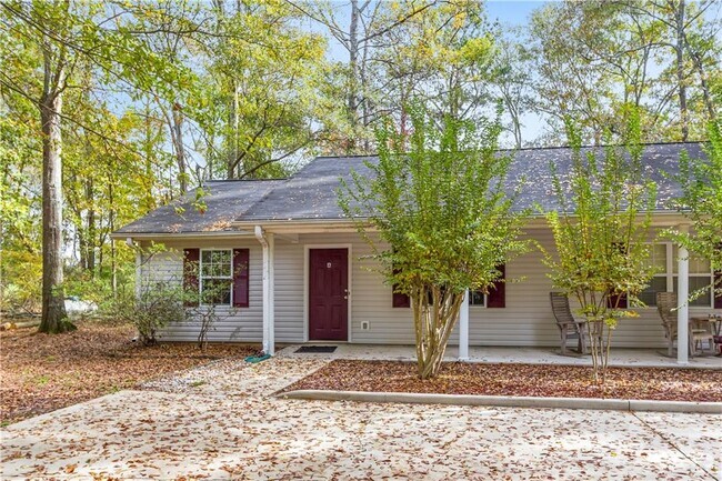 Building Photo - 1727 Oak Grove Church Rd Rental