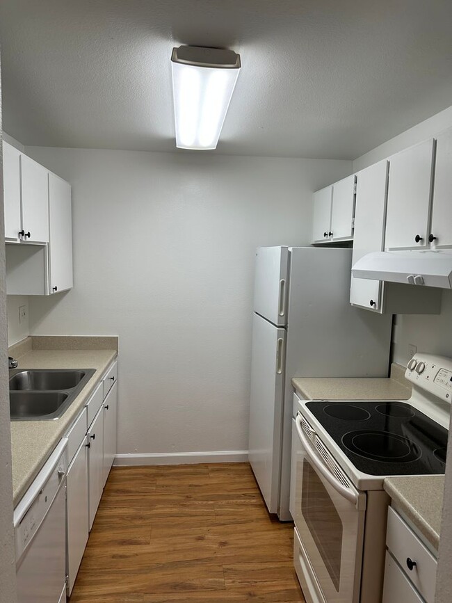 Photo - 1785 Zebulon Dr Unit C