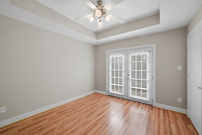 Photo - 3736 Main Plaza Dr