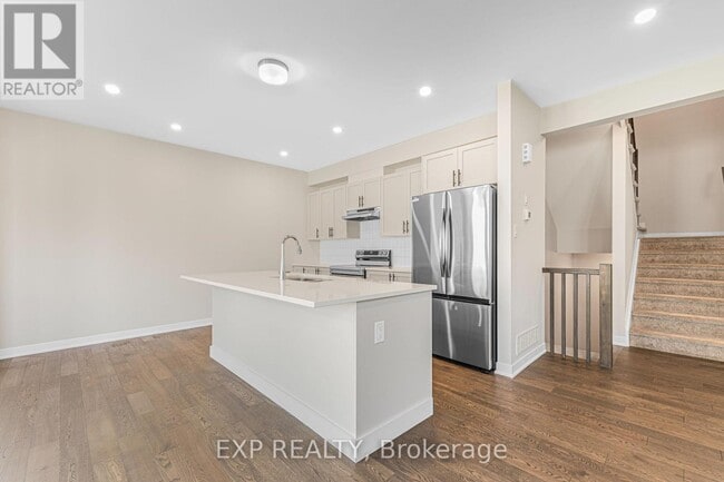 Photo - 345 Peninsula Rd