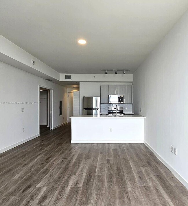 Photo - 1642 NE 1st Ave Unit 1910