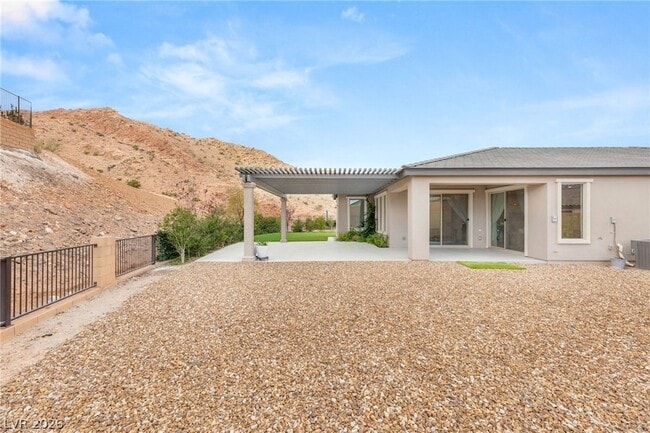 Photo - 6 Sun Lily Ln