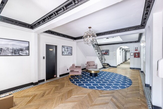 Photo - Casa Real