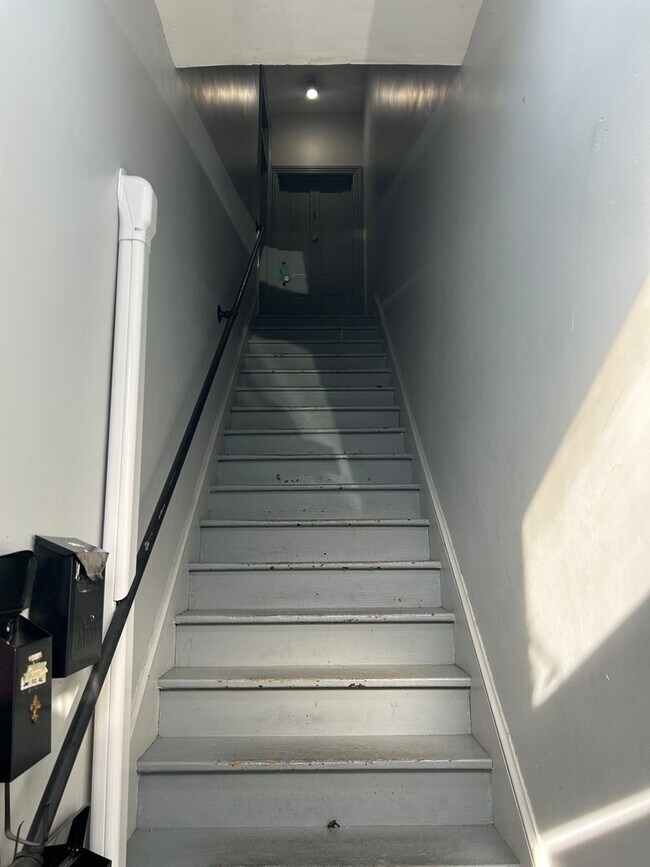 Photo - 27 W Seminary St Unidad 27 West Seminary Street, 1