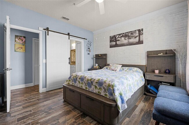 Photo - 430 Southern Pecan Cir Unit 207