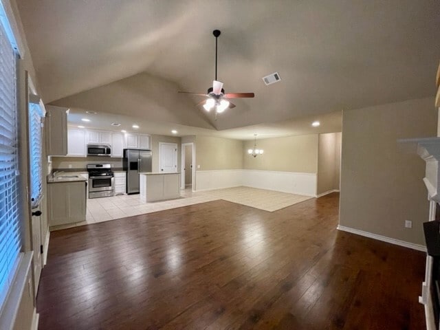 Photo - 810 SW Pure Globe St