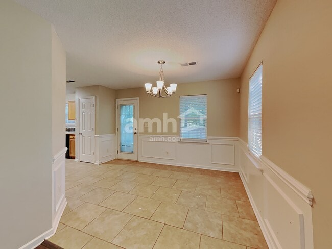 Photo - 5908 Redding Rd