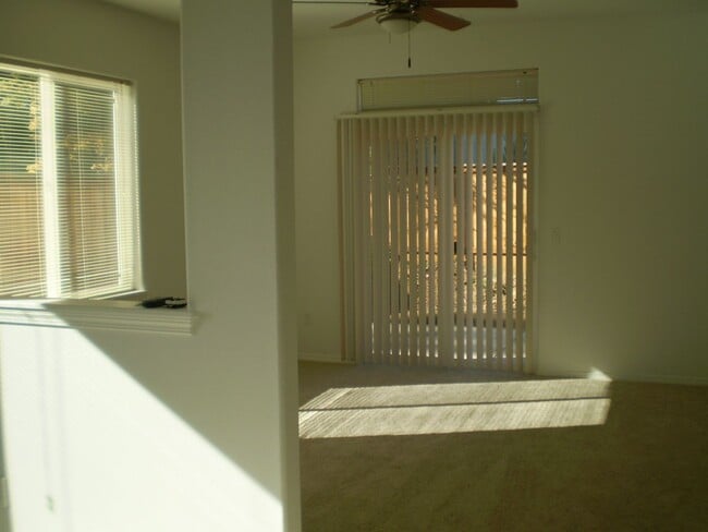 Photo - 87558 Placid St