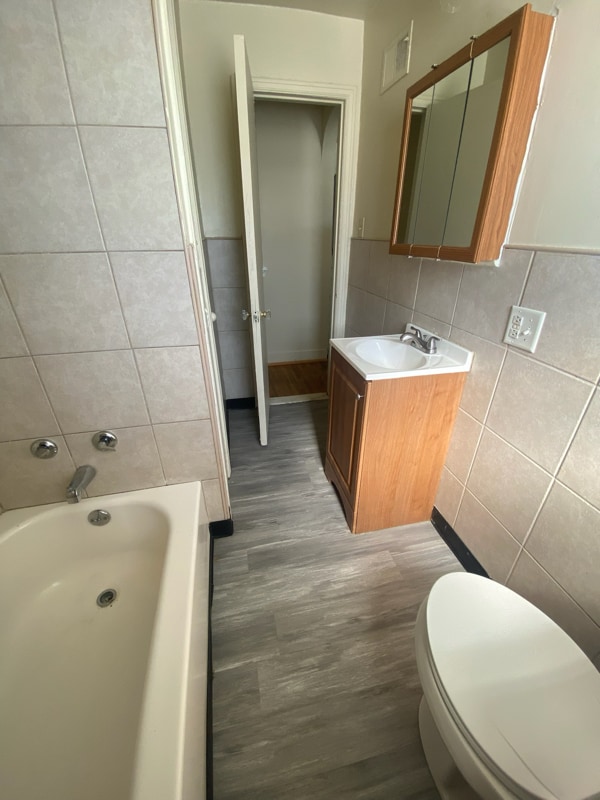 Photo - 505 Ridge Rd Unit Upper