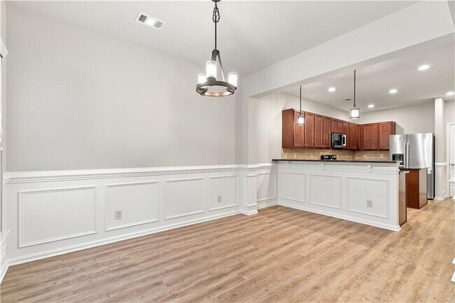 Photo - 1336 Brookmere Way