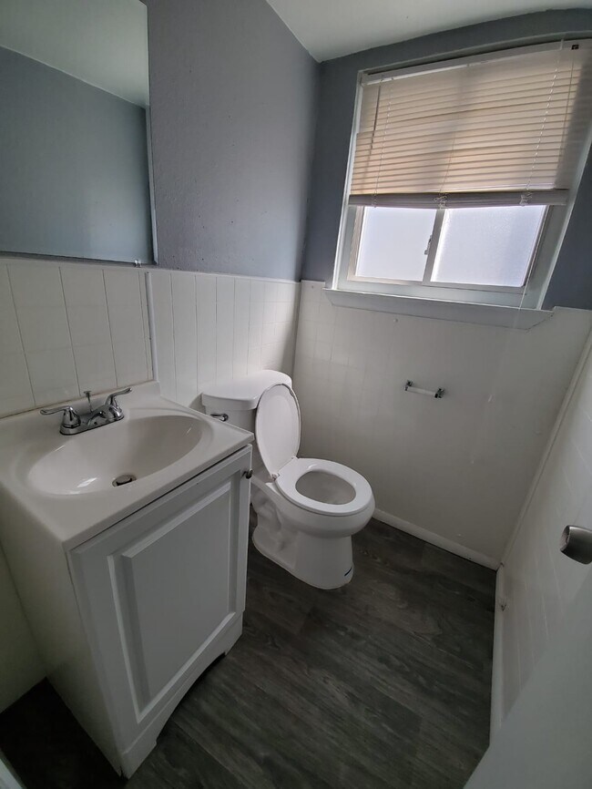 Photo - 18640 Dean Ave