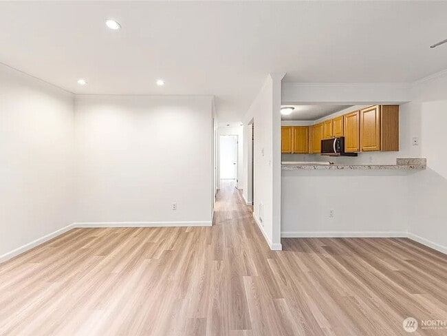 Photo - Modern First-Floor 1BR Condo | Near Totem Lake, Juanita Beach & Major Tech Employers Unit D117