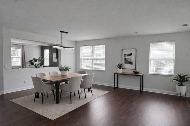 Amplio comedor al entrar a la casa. - 429 Indigo Ridge Dr