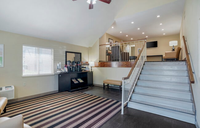 Furnished Studio-Birmingham - Wildwood