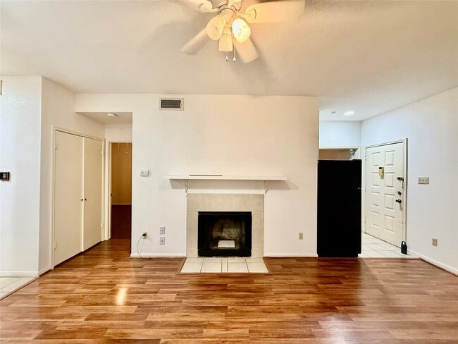 Photo - 8055 Cambridge St Unidad 71
