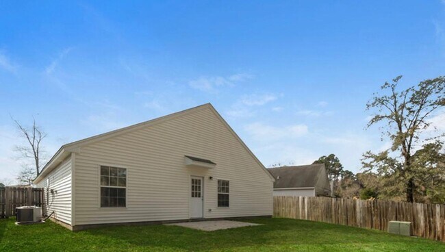 Photo - 151 Thistle Rd