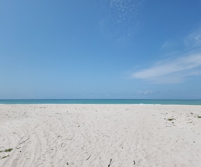Photo - 6701 Gulf of Mexico Dr Unit 326