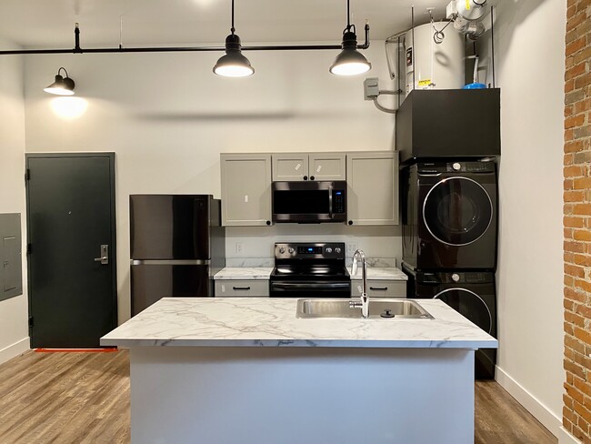 Kitchen with Island