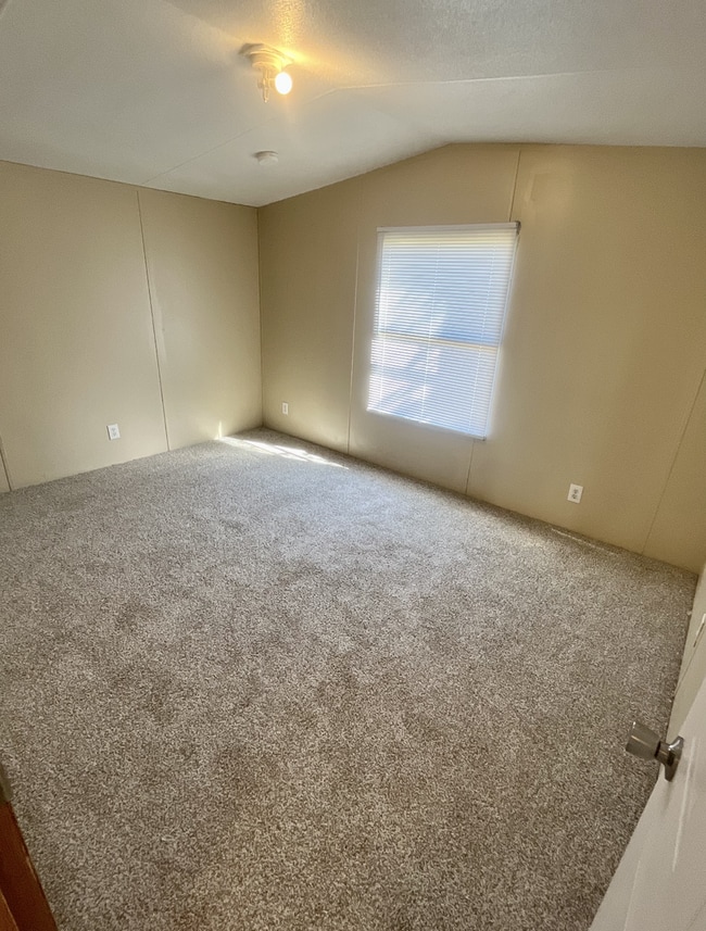Photo - 2 Bed 2 Bath Mobile Home