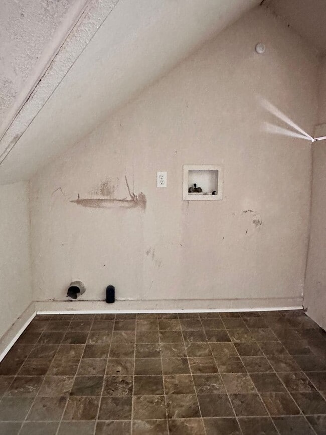 Photo - 120 Hough Ave Unit #2