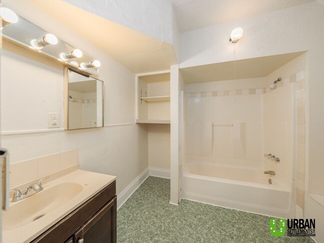 Photo - 828 W Cleveland Ave Unit 3