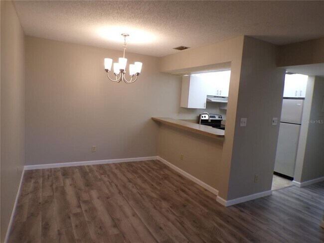 622 Bird Bay Dr S Unit 103