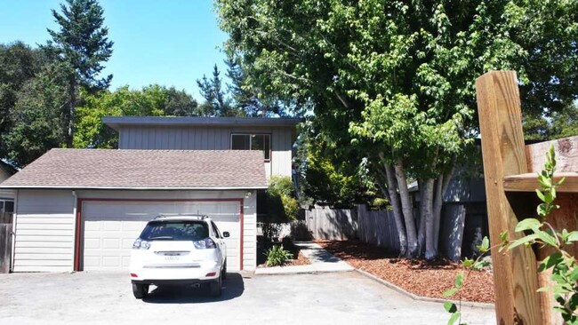 Beautiful 3 bedroom in Scotts Valley - Beautiful 3 bedroom in Scotts Valley House