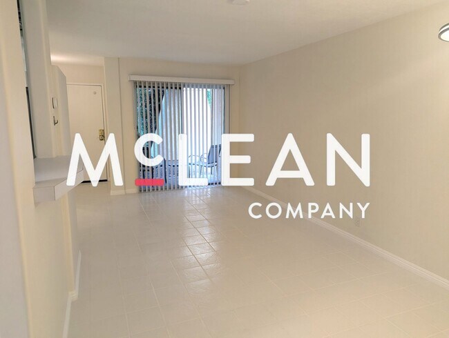 510 N Villa Ct