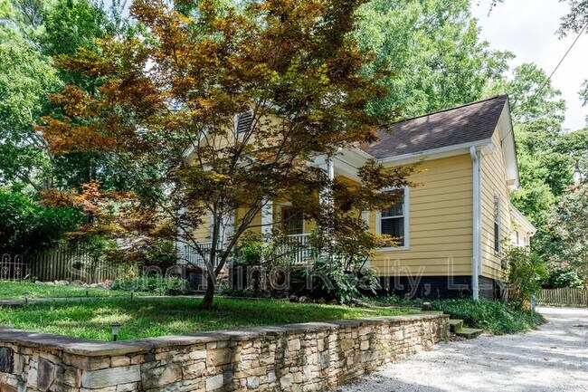 Photo - 1514 Fairview Rd