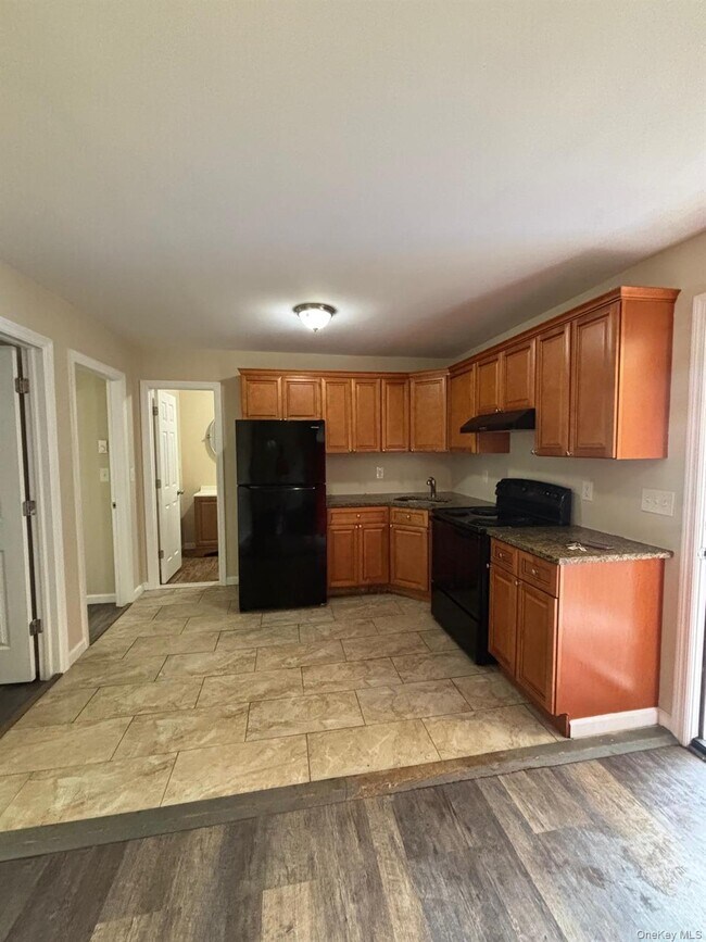 Photo - 1121 Woodcrest Ave