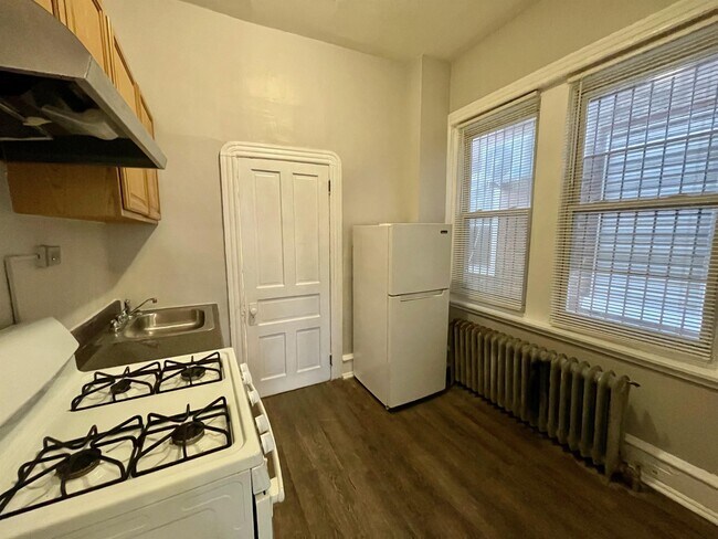 Photo - 1234 W Allegheny Ave Unit 1F