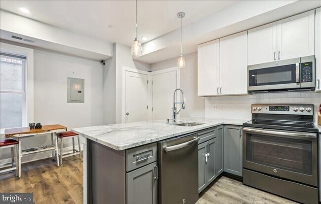 Photo - 1340 Nicholson St NW Unit 2