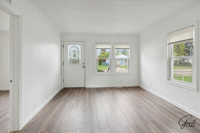 8440 Orchard Ave