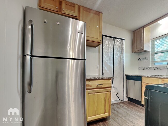 1604 Parker Ln Unit B