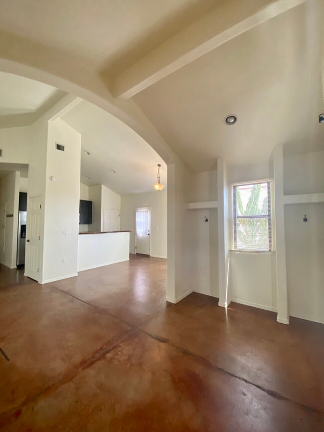 Building Photo - FOR RENT / Pre-Leasing