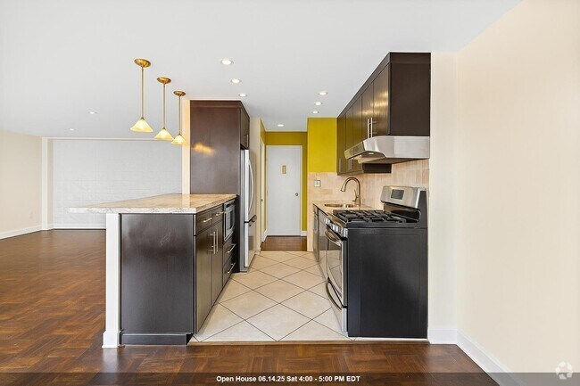 Building Photo - 6010 JFK Blvd E Unit 24 Rental