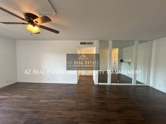 Building Photo - 4620 N 68th St Rental